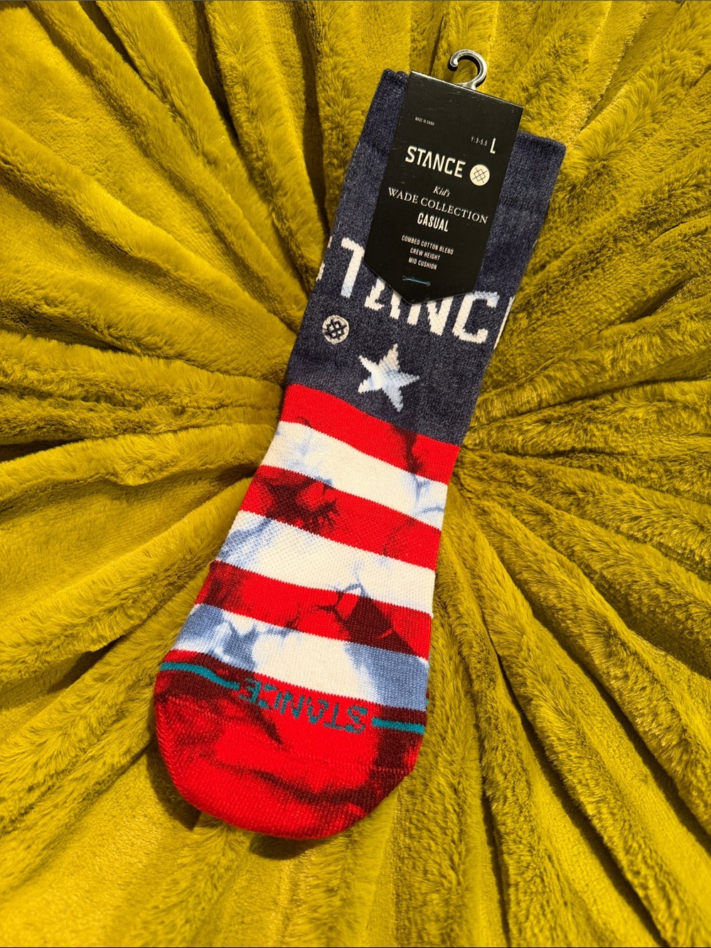 STANCE Kid’s WADE COLLECTION Red White & Blue Flag Crew Socks - Star - Y:3-5.5 L